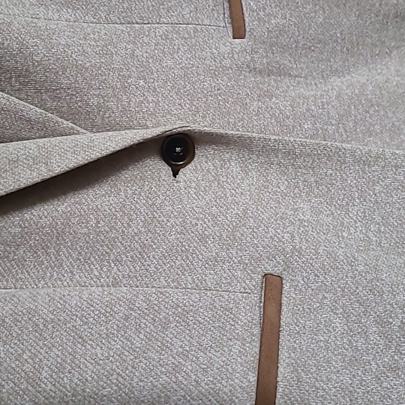 Classic Brown Blazer - Picture 3 of 9